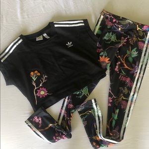 Women’s Cropped Adidas Leggings Set